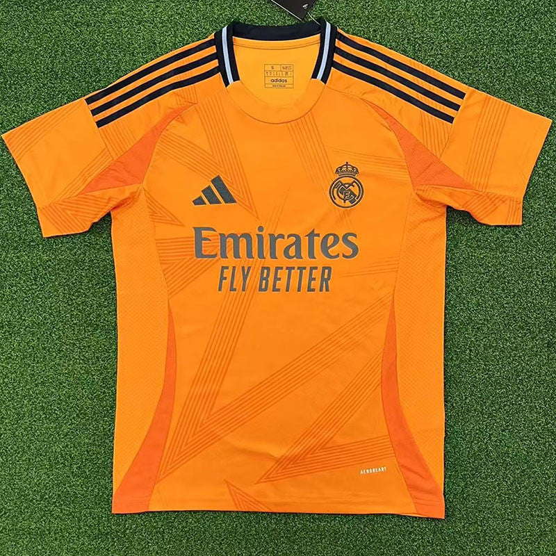 Real Madrid shirt 22/23